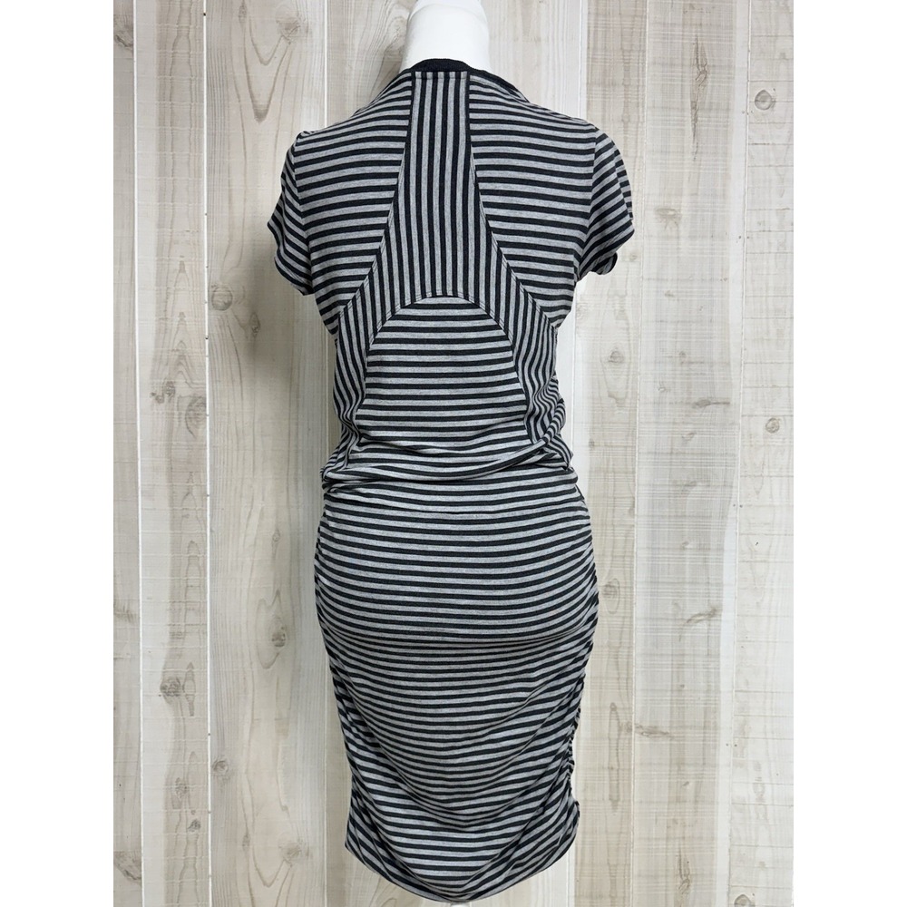 Athleta Women's Striped Tee Dress in Charcoal Heather Size Small #983209 - Picture 3 of 9